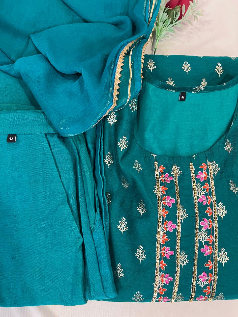 Nazneen 3 Piece Suit (Red & Green)