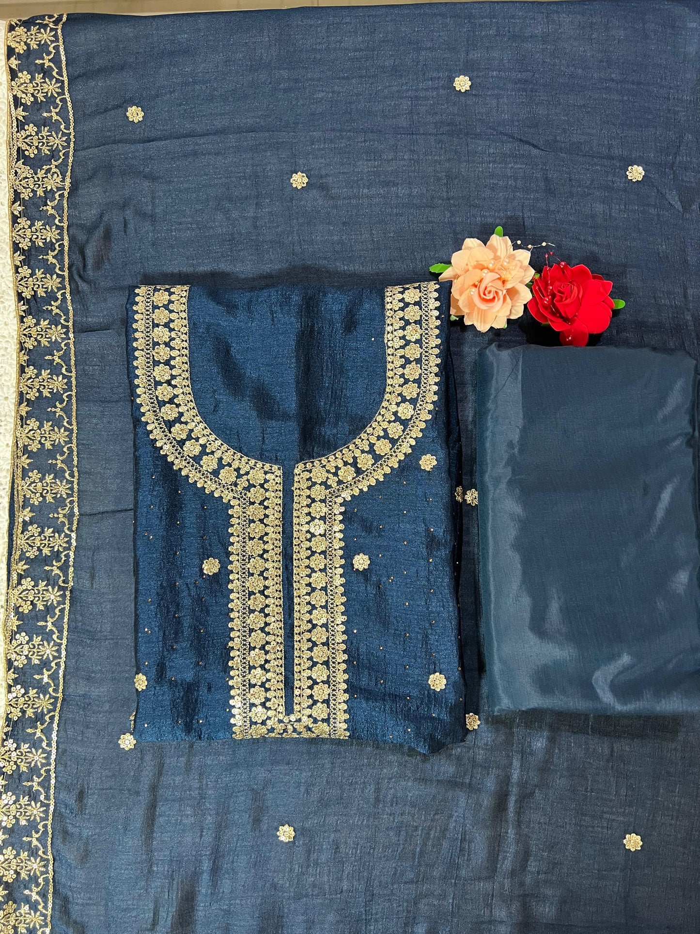 Ankita Un-Stitched Suit Piece