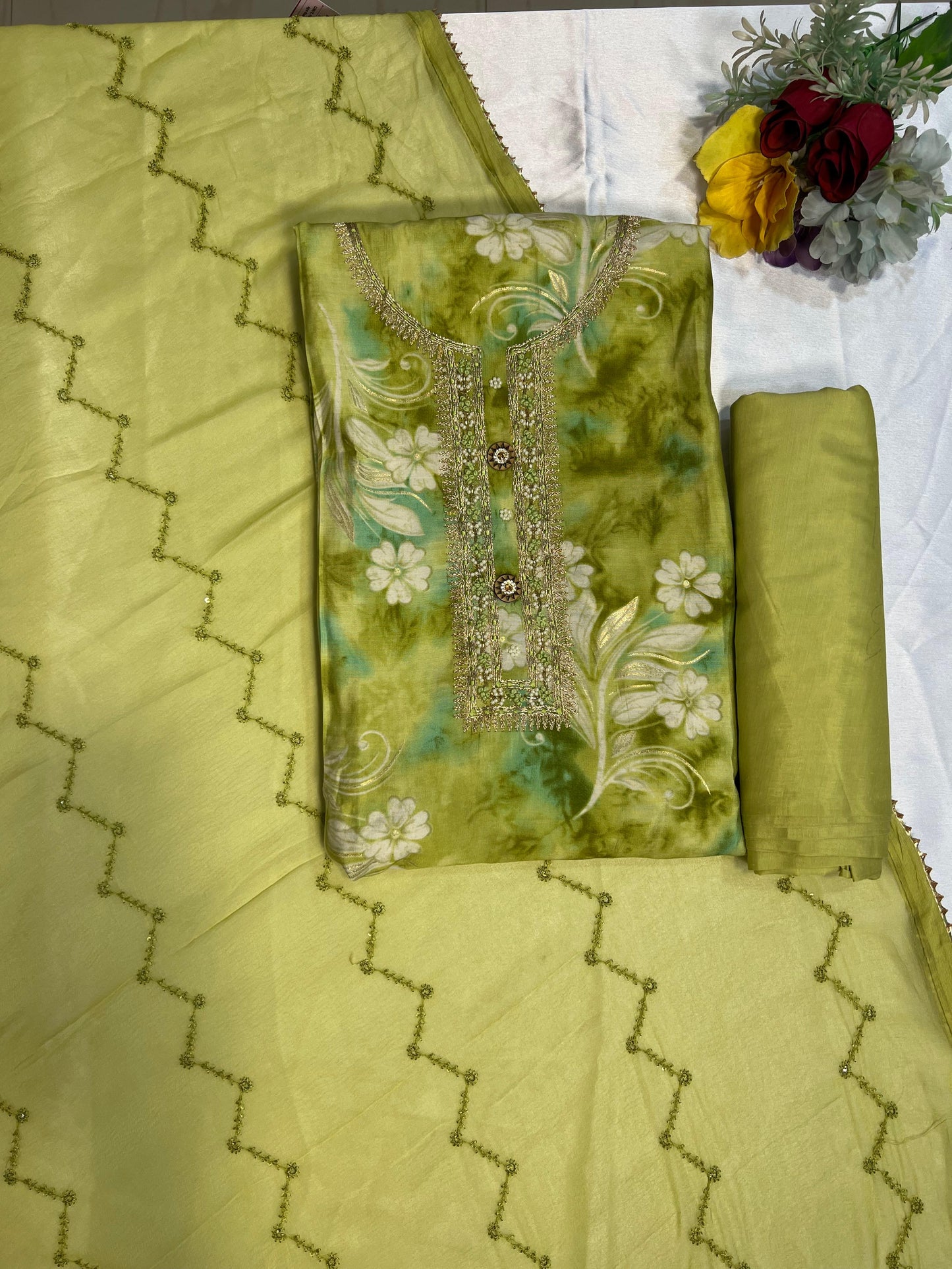 Shaheen Un-Stitched Suit Piece