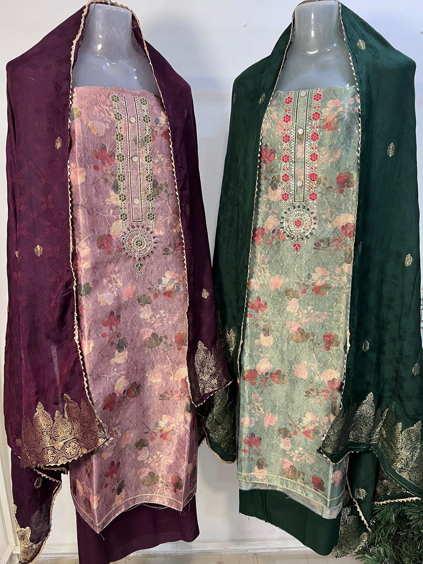 Kartiki Un-Stitched Dress Material