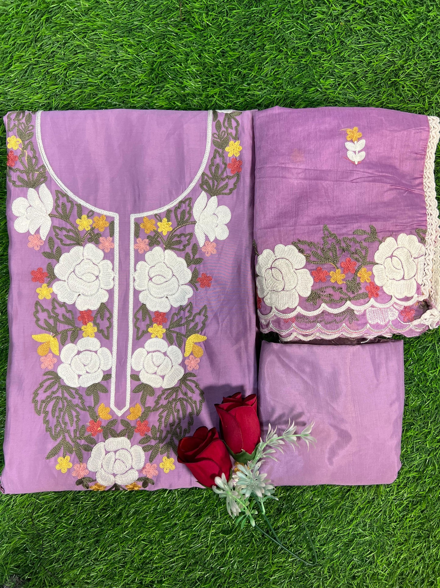 Shaheen Un-Stitched Dress Material