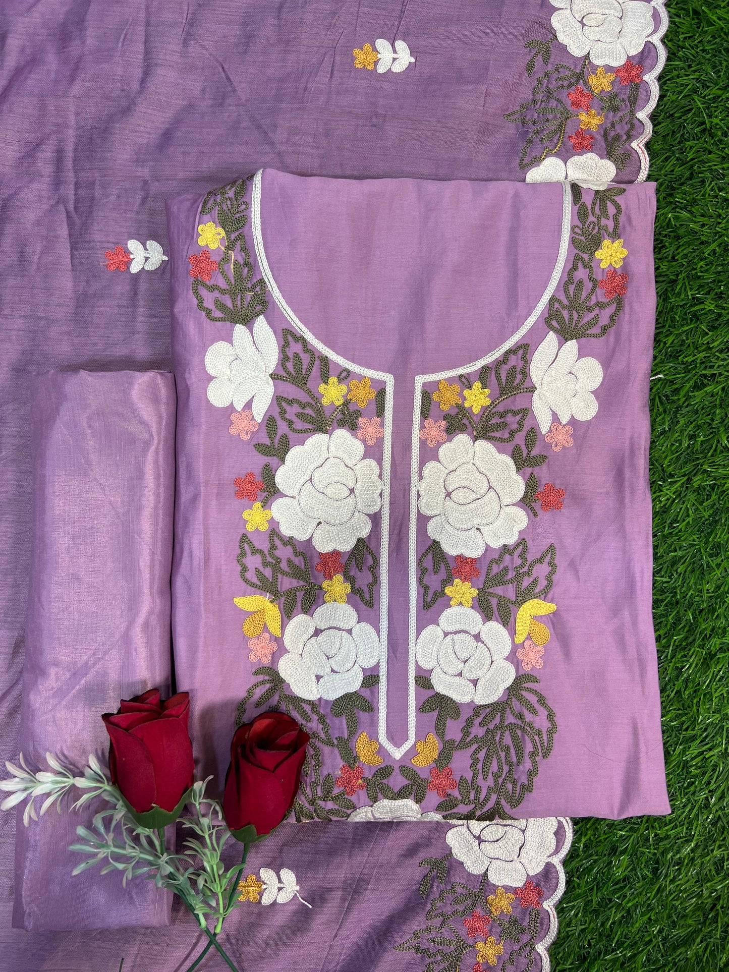 Shaheen Un-Stitched Dress Material