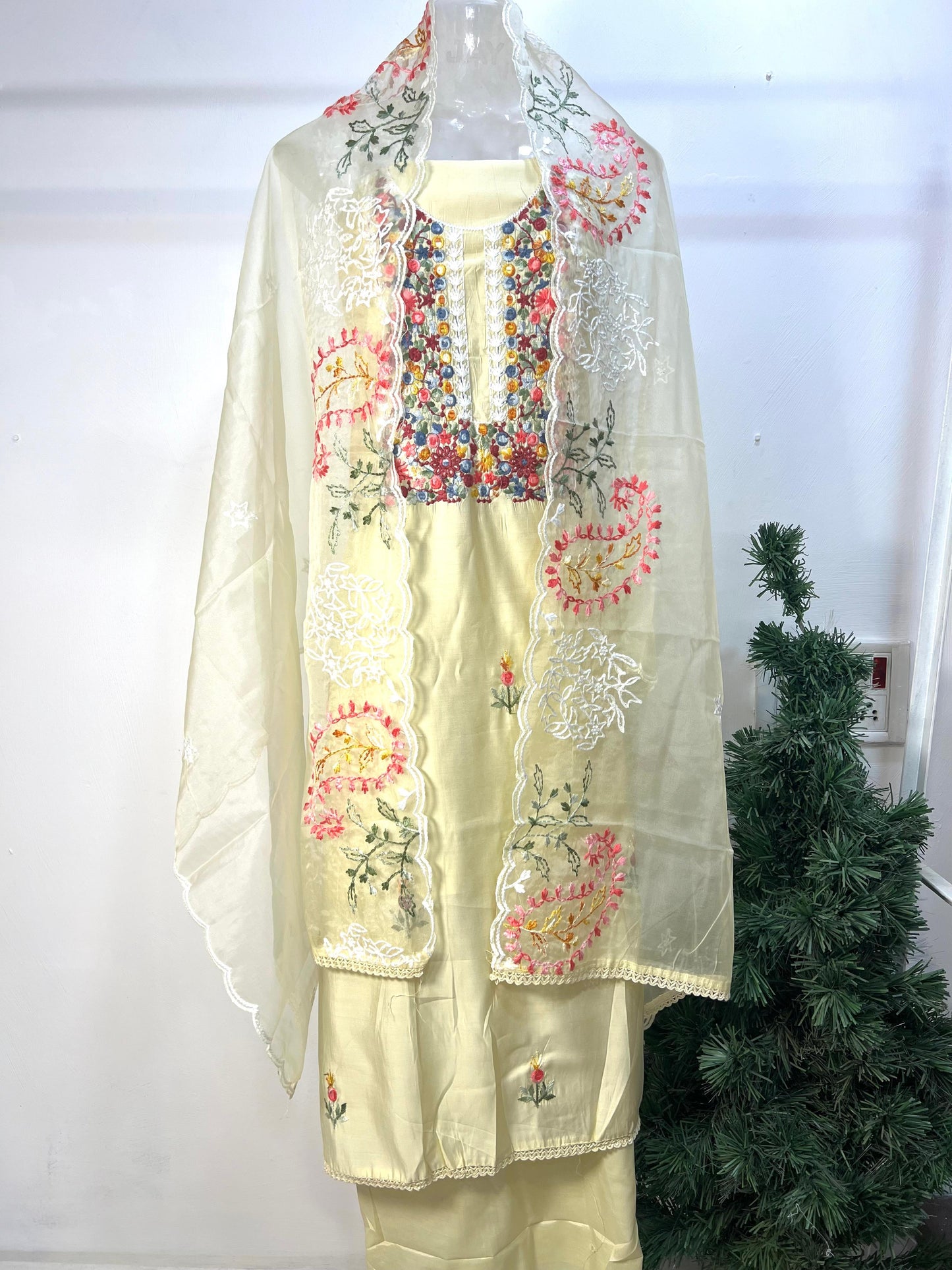 Anamika unstiched dress material