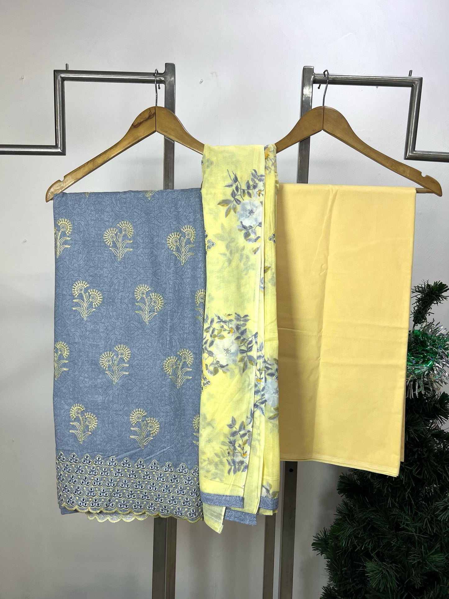 Rani Unstitched Dress Material