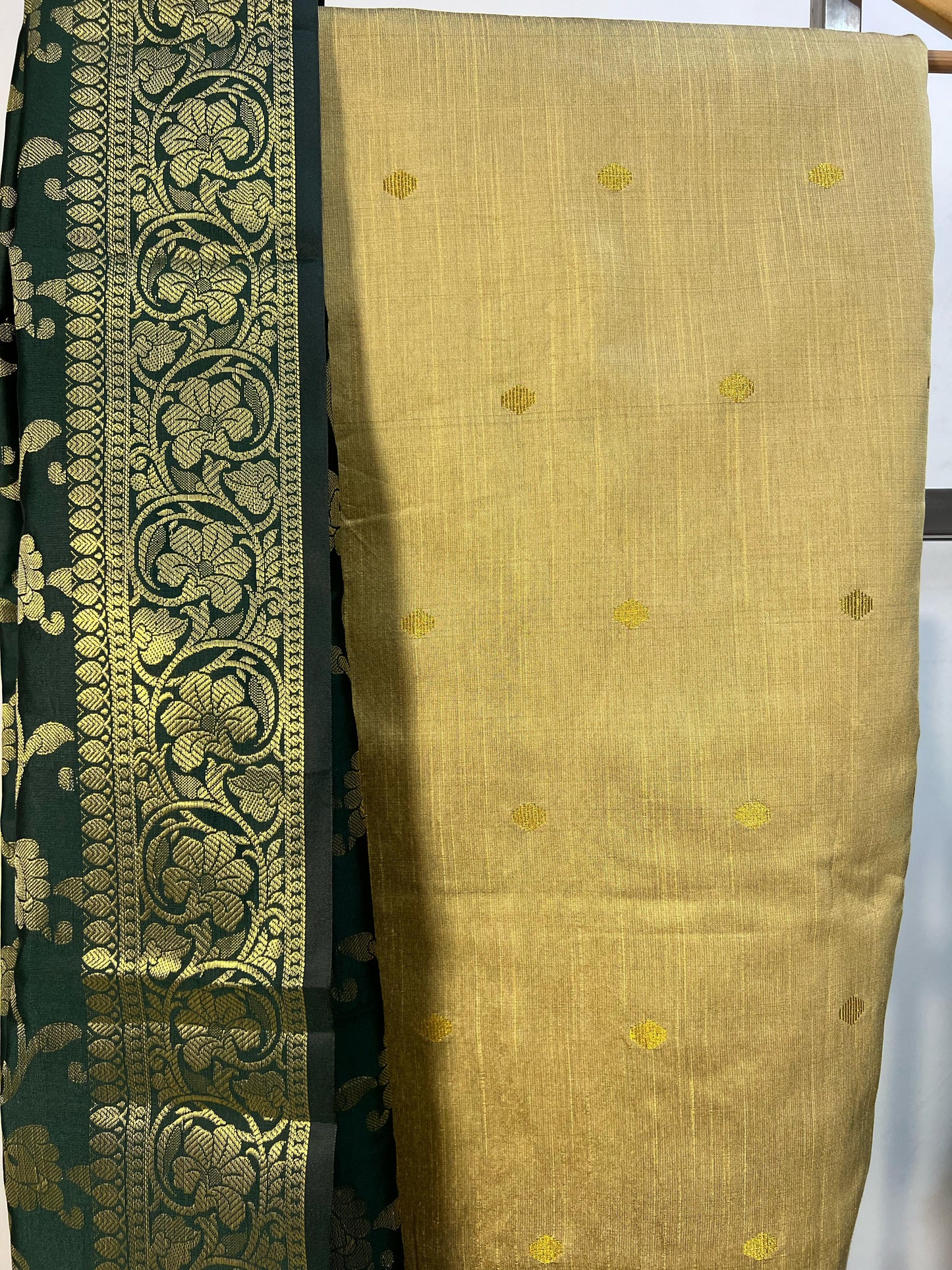 Disha Unstitched Dress Material