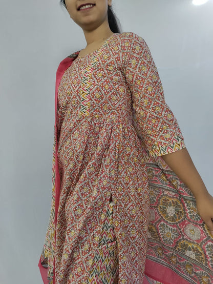 Kurti, Pant and Dupatta Set