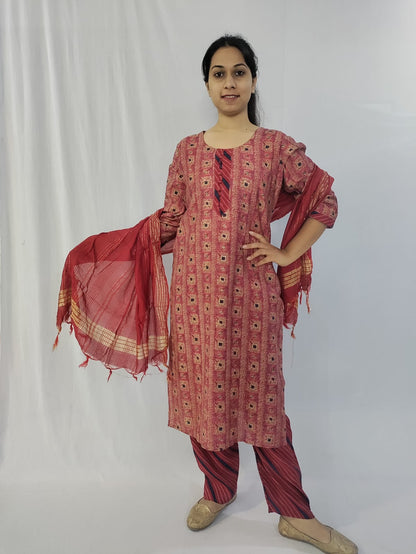 Kurti, Pant and Dupatta Set