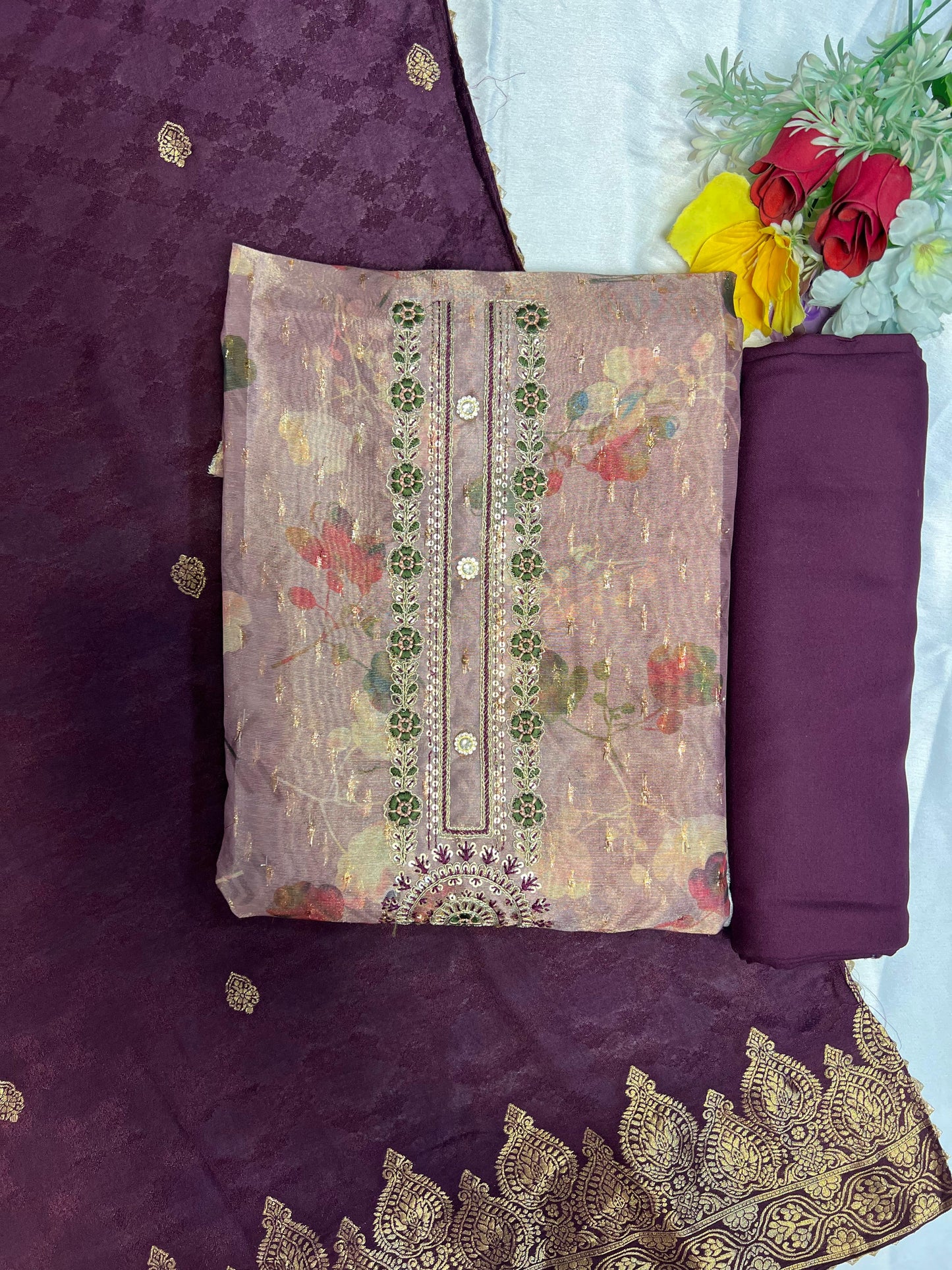 Kartiki Un-Stitched Dress Material
