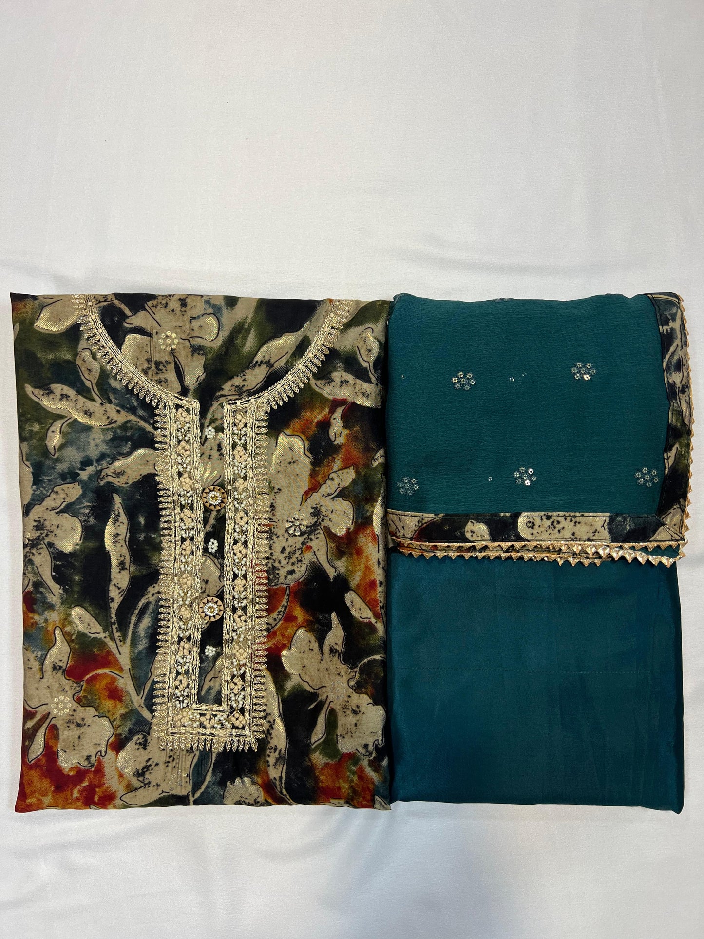 Naintara Un-Stitched Dress Material