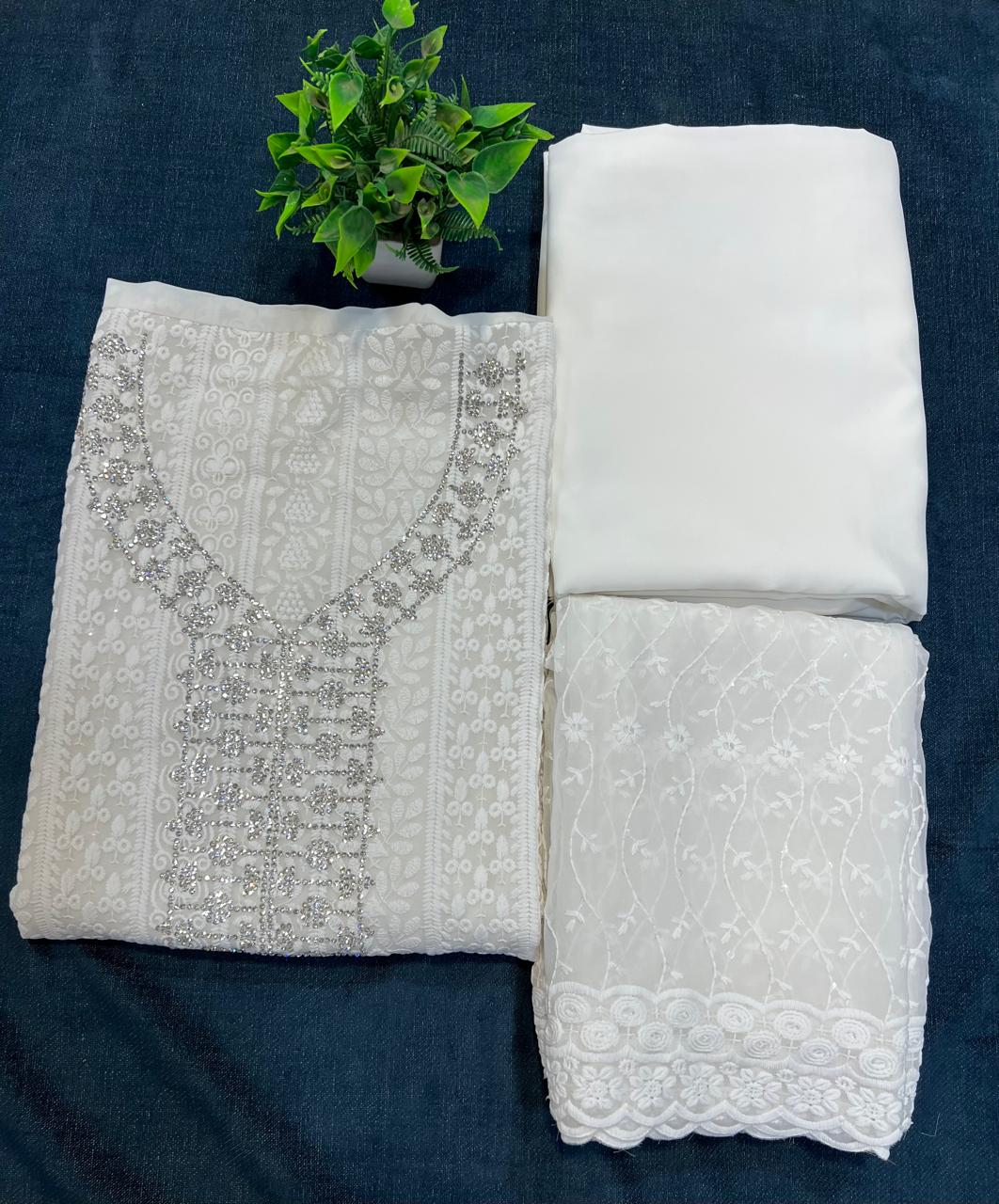Reeta Unstitched Dress Material