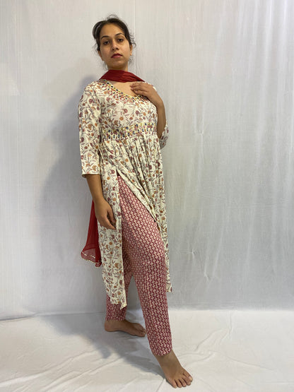 Kurti, Pant and Dupatta Set