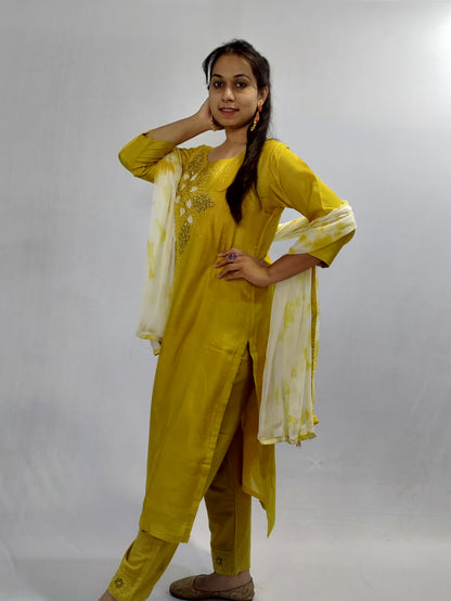 Kurti, Pant and Dupatta Set