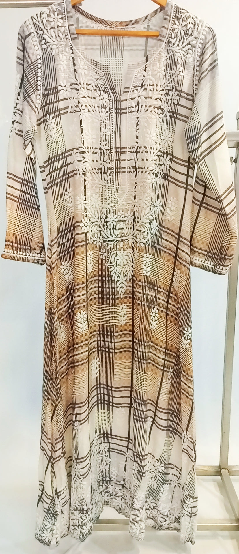 Chikankari Kurti