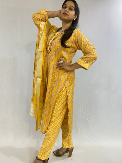 Kurti, Pant and Dupatta Set